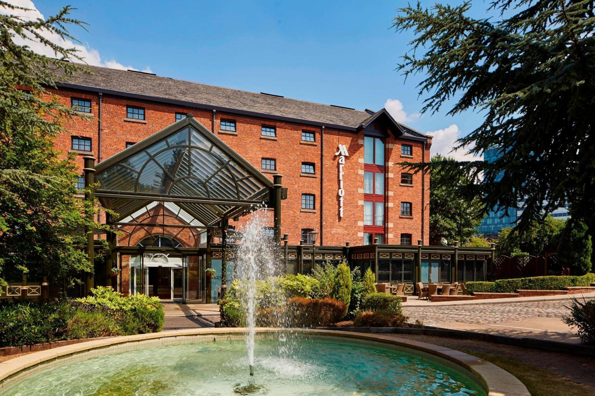 Manchester Marriott Victoria & Albert Hotel מראה חיצוני תמונה